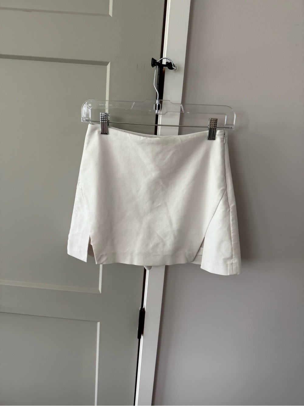Zara Cream Mini Skort with Subtle Fold Detail